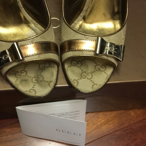 Authentic used Gucci shoes. - Picture 2 of 9